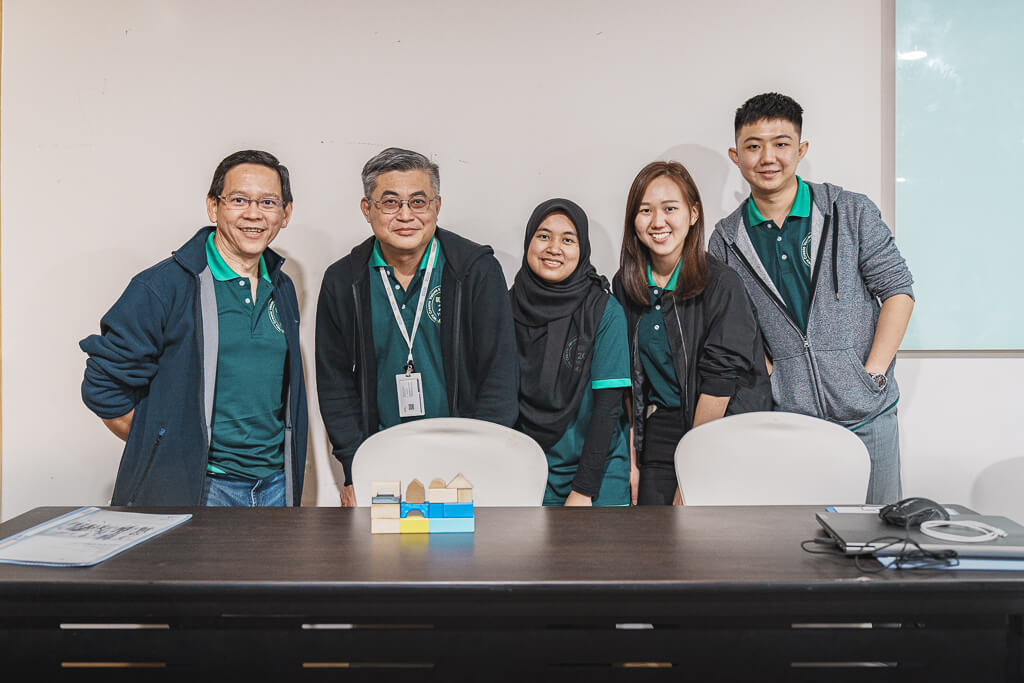 Gorup-photo-team-01